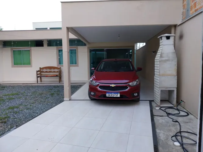 Alugo casa para temporada em Barra Velha SC até 13 pessoas