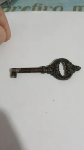 Chave antiga de quarda roupa colonial 