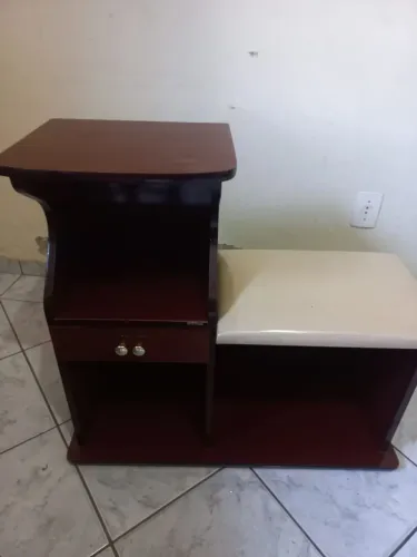Mesa de telefone 