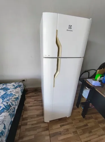 Geladeira Electrolux dou garantia hoje barato aproveite