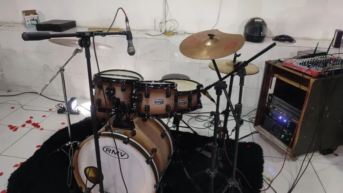 Bateria Exclusiva RMV - Completa!