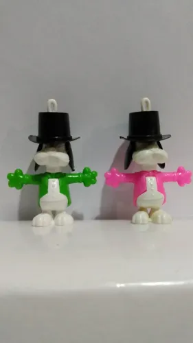 brinquedo antigo de plástico brindes antigos.