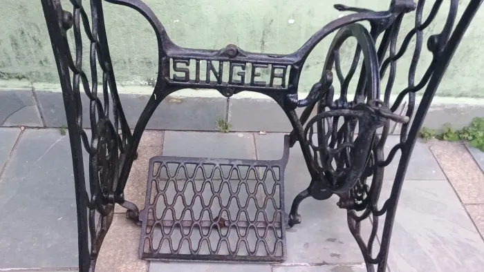 Pés de ferro de máquina de costura Singer