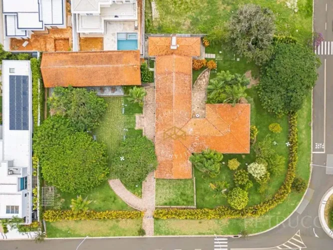 Casa com 4 dormitórios à venda, 520 m² por R$ 9.500.000,00 - Condomínio Ipê dourado - Vali