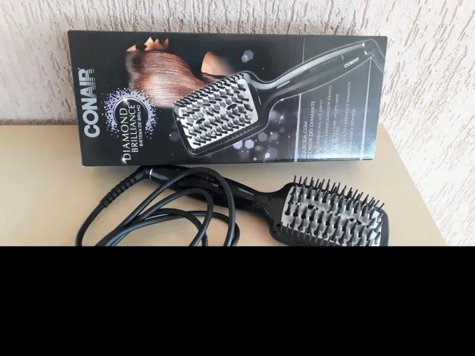 Escova alisadora de cabelo