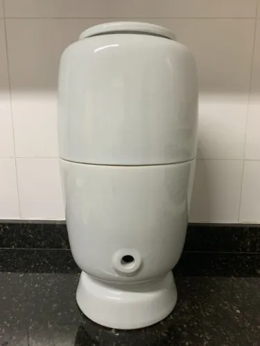 Filtro branco de porcelana antigo Pozzani 804