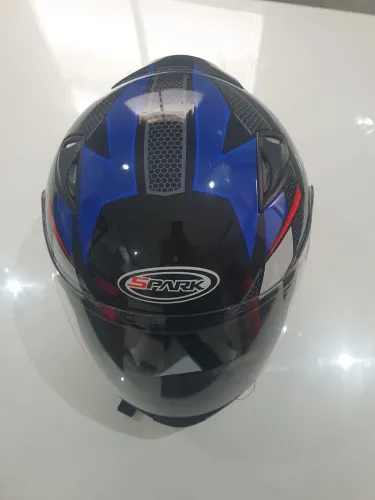 Capacete novo comprado dia 08/10 Novo EBF tamanho 61 