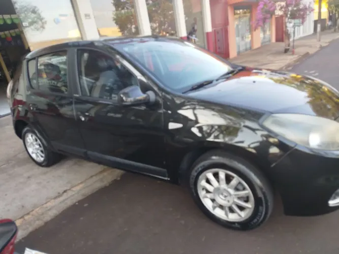 RENAULT SANDERO 1.6 AUT 2014