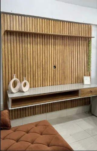 Rack para TV 75polegadas ripado em MDF 