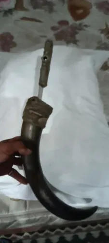 Antigo punhal de caça