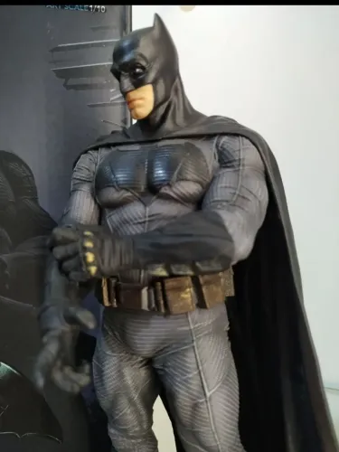 BATMAN BVS - Escala 1/10 Iron studios