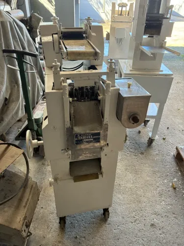 Máquina de capeletti indiana
