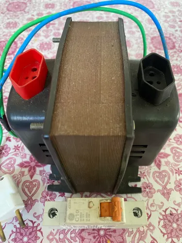 Transformador 110/220