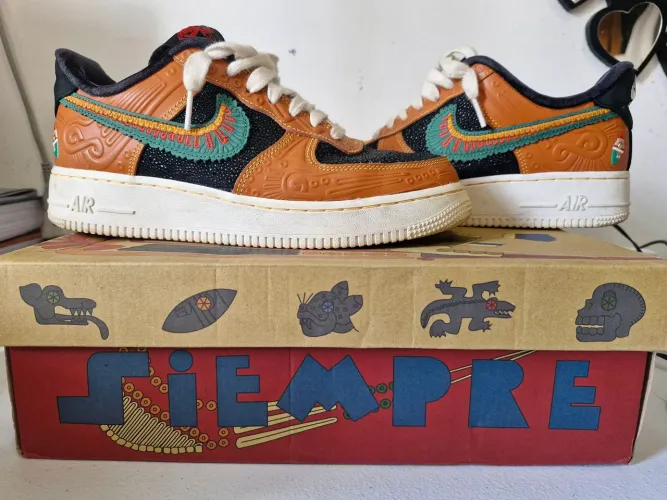 Nike Air Force 1 Low 'Siempre Familia' - Tamanho 38