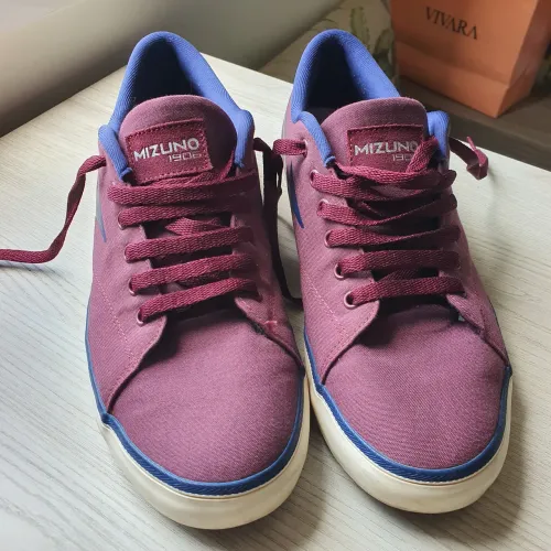 Tenis Mizuno street Kyoto tam. 40 troco por tenis 42