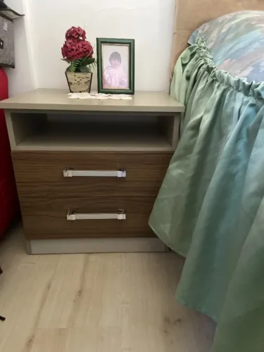Conjunto mesas de cabeceira