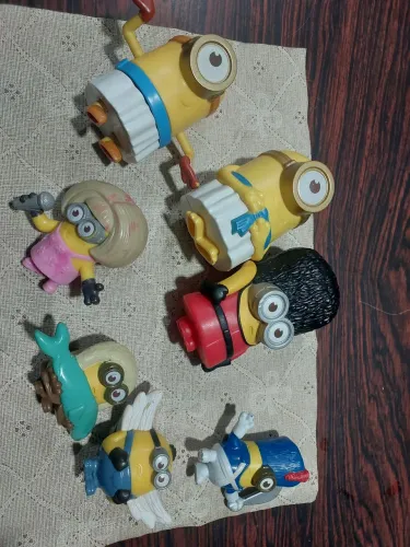 Conj. de bonecos dos minios