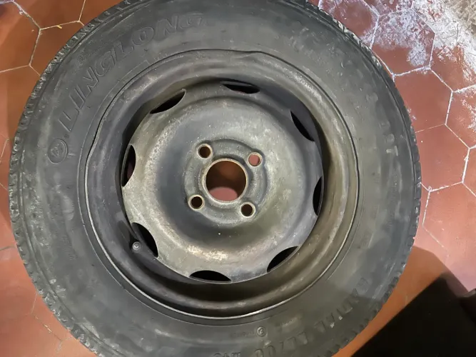 5 Pneus aro 13 completo