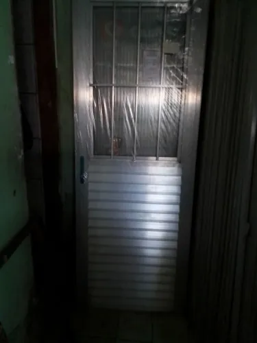 Vendo portas de aluminio