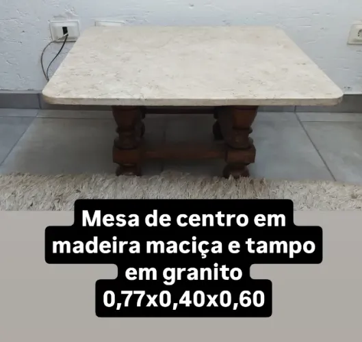mesa de centro de madeira com tampão de granito