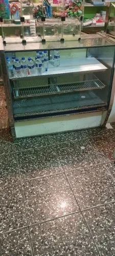 Refrigerador Expositor com defeito