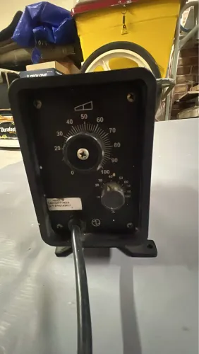bomba dosadora eletrônica Pulsatron, 220v usada 