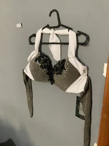 Traje de dança do ventre preto cinza e branco Golden Era