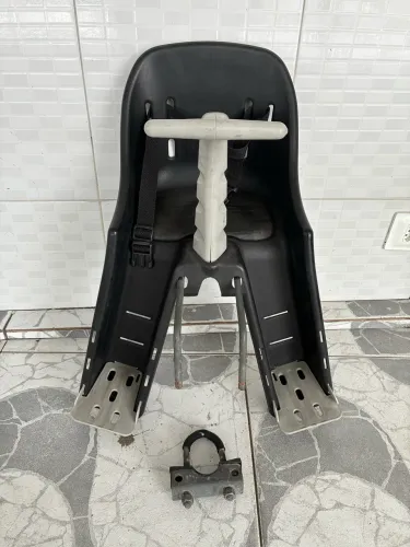 Cadeira para criança dianteira