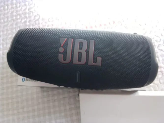 Caixa de som jbl