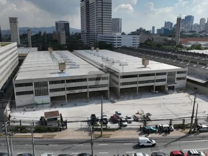 Galpão Industrial para alugar no Bairro Tamboré em Barueri - SP - Total ou parcial