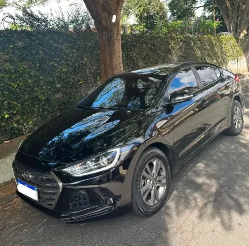 Hyundai Elantra 2.0 16V Flex Aut. 2018