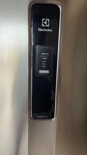 Geladeira Electrolux Inverse 400L DB44S Inox Look 220V