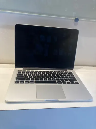 MACBOOK PRO A1502