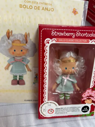 Boneca Moranguinho Planeta Deagostini | Strawberry Shortcake - Bolo de Anjo 