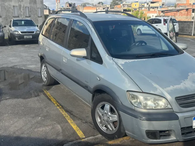 Chevrolet Zafira Elite 2.0 MPFI Flexpower 8V 5P 2005
