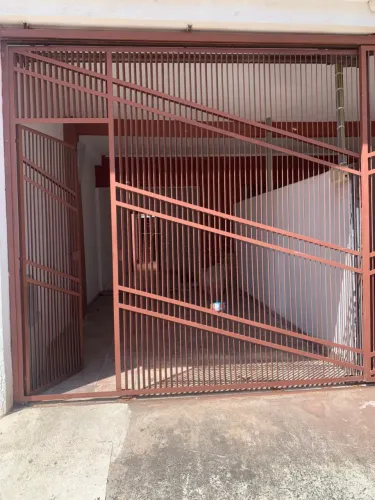 Casa para locação no bairro Cidade Morumbi em São José dos Campos/SP.