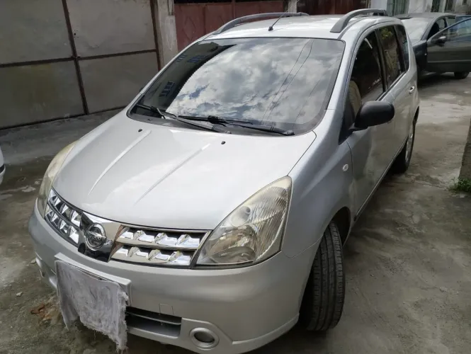 Nissan Livina SL 1.6 16V Flex Fuel 5P 2012