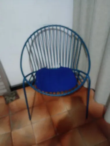 Cadeira de ferro para varanda ou sala