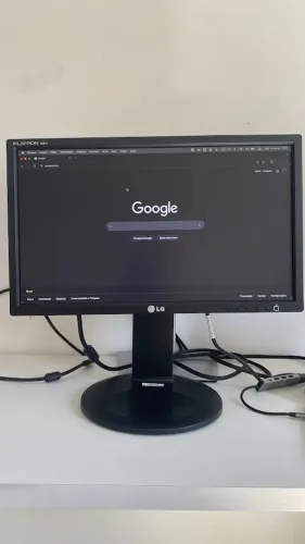 Monitor LG 20 Com Ajuste de Altura