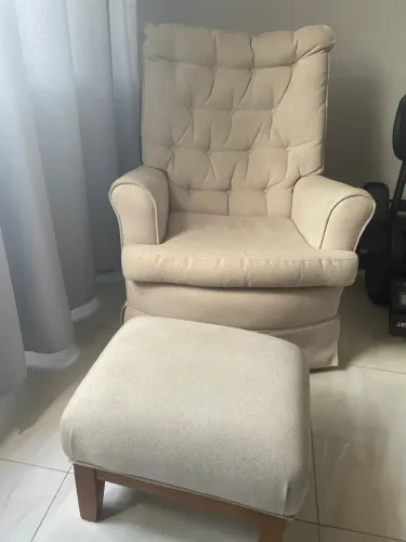 Poltrona de Amamentação lilibee sem pufe
