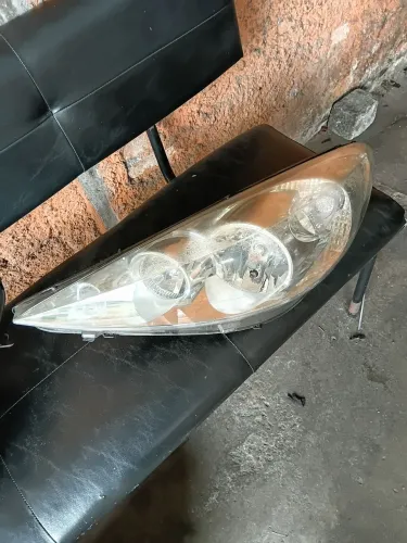 Par de faróis originais Peugeot 207