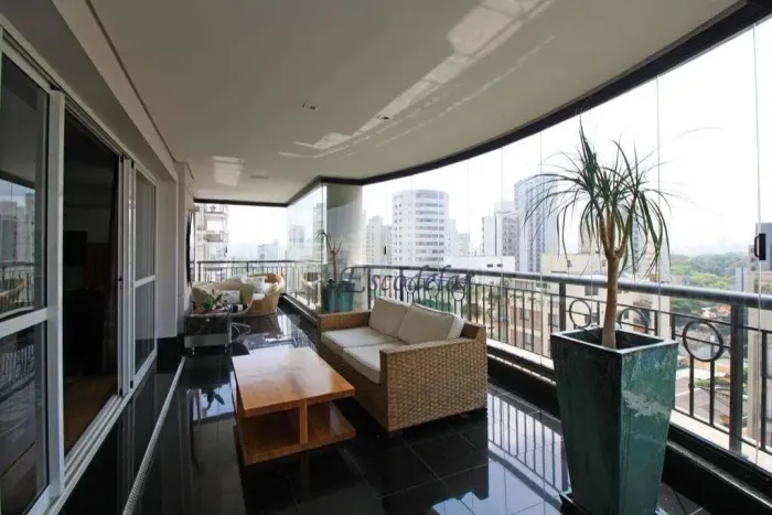 Apartamento com 4 quartos à venda, 300 m² por R$ 7.800.000 - Moema - São Paulo/SP