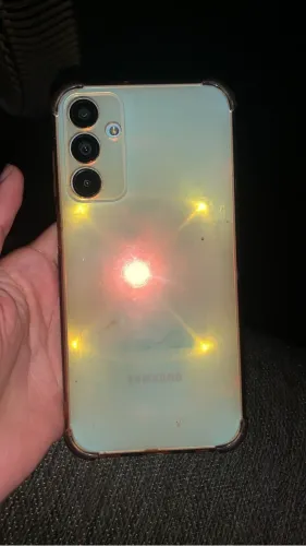 Celular: Samsung A15.
