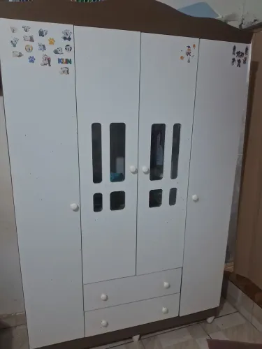 Guarda roupa infatil