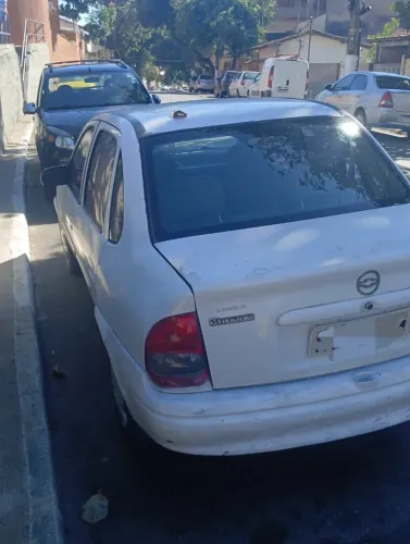 Chevrolet Corsa Sedan Super Milenium 1.0 MPFI 16V 2002