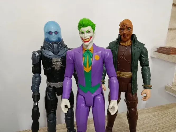 Bonecos DC - Espantalho - Coringa - Mr. Freeze