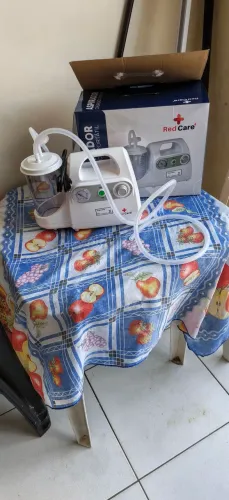 Vendo aspirador cirúrgico portátil ! Obs só foi usando duas vezes.