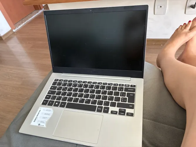 Notebook Samsung Galaxy Book Go Snapdragon 7c Kryo 468 Octa-core 4GB RAM 128GB SSD 14