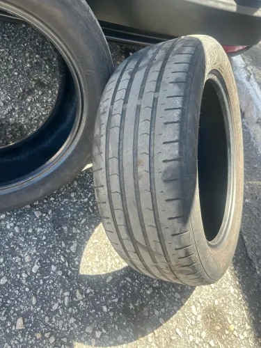 Pneu 215/55 R17