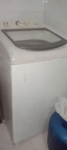 Vende-se máquina de lavar consul